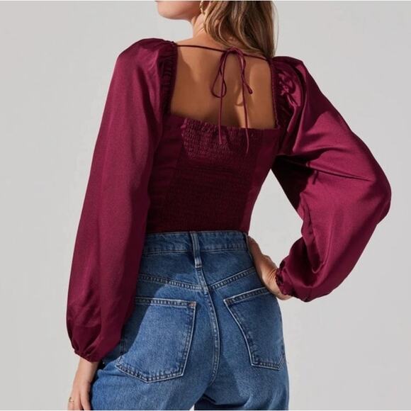 ASTR The Label Wine Red Milkmaid Balloon Sleeve Top Size M NWT - Picture 7 of 14